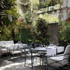 Отель Les Jardins du Faubourg