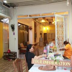 Sino Hostel Kata питание