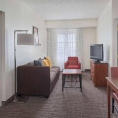 Отель Residence Inn by Marriott Newark Elizabeth/Liberty International Airpo США, Элизабет - отзывы, цены и фото номеров - забронировать отель Residence Inn by Marriott Newark Elizabeth/Liberty International Airpo онлайн комната для гостей фото 2