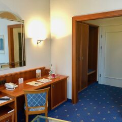 Отель Bayerischer Hof Dresden Германия, Дрезден - 2 отзыва об отеле, цены и фото номеров - забронировать отель Bayerischer Hof Dresden онлайн