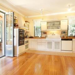 Отель Vouliagmeni Villa в номере