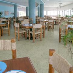 Caleta Hotel питание