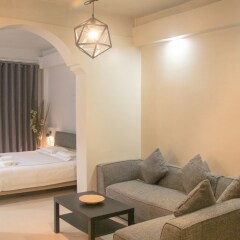 Отель Meet Inn @ Silom Таиланд, Бангкок - отзывы, цены и фото номеров - забронировать отель Meet Inn @ Silom онлайн комната для гостей фото 2