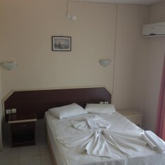 Karadede Hotel Чешме комната для гостей