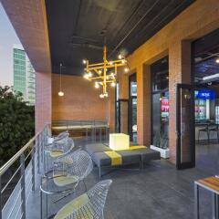 Отель Aloft Guadalajara балкон