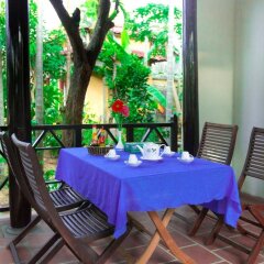 Отель Plum Tree Homestay Вьетнам, Хойан - отзывы, цены и фото номеров - забронировать отель Plum Tree Homestay онлайн балкон