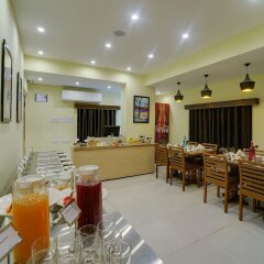 HOTEL AMRIT MAHAL Udaipur in Udaipur, India from 51$, photos, reviews - zenhotels.com meals