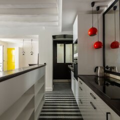 Отель Bauhaus Magic in the Marais Париж интерьер отеля фото 2