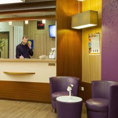 Отель Comfort Suites Rive Gauche Lyon Centre Франция, Лион - отзывы, цены и фото номеров - забронировать отель Comfort Suites Rive Gauche Lyon Centre онлайн интерьер отеля