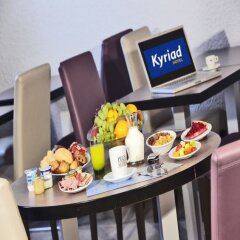 Отель Kyriad Auxerre - Appoigny в номере фото 2
