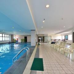 Апартаменты Piyavan Tower Serviced Apartment бассейн фото 2