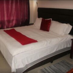 Kamho Pension Hotel in Windhoek, Namibia from 43$, photos, reviews - zenhotels.com guestroom