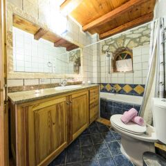 Отель Joanna's Stone Villas ванная фото 2