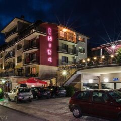 Enira Spa Hotel парковка