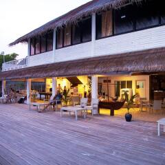 Отель Cinnamon Dhonveli Maldives-Water Suites бассейн фото 2