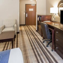 Comfort Suites Hudson I-94 in Hudson, United States of America from 132$, photos, reviews - zenhotels.com room amenities