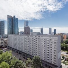Отель UNIT Short Rent Apartment by Warsaw Metro Station Польша, Варшава - отзывы, цены и фото номеров - забронировать отель UNIT Short Rent Apartment by Warsaw Metro Station онлайн балкон