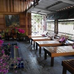 Мини-отель The Guest House питание