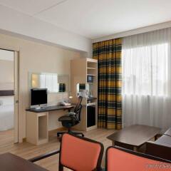 Отель Hilton Garden Inn Rome Airport Италия, Фьюмичино - 2 отзыва об отеле, цены и фото номеров - забронировать отель Hilton Garden Inn Rome Airport онлайн комната для гостей фото 2