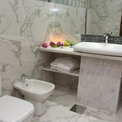 Delora Hotel and Suites in Aley, Lebanon from 147$, photos, reviews - zenhotels.com bathroom