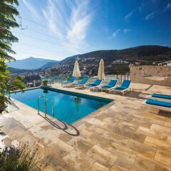 Villa Swan by Akdenizvillam Турция, Калкан - отзывы, цены и фото номеров - забронировать отель Villa Swan by Akdenizvillam онлайн бассейн фото 3