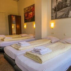 Hotel Iris сейф в номере