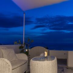 Отель Iliovasilema Suites гостиничный бар