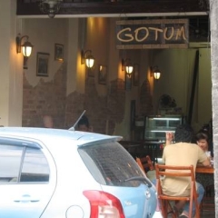 Отель Gotum Hostel & Restaurant Таиланд, Пхукет - отзывы, цены и фото номеров - забронировать отель Gotum Hostel & Restaurant онлайн парковка