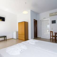 Mediterranean Hotel Apartments & Studios комната для гостей фото 10