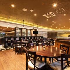 Отель Hilton Guadalajara Гвадалахара гостиничный бар