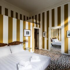 Отель Palazzo Rosa сейф в номере