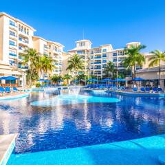 Отель Occidental Costa Cancún All Inclusive бассейн