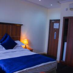 Protea Hotel Ikoyi Westwood 4* Стандартный номер фото 4