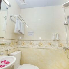 Отель Hanoi Old Town Palace Guest House Ханой ванная