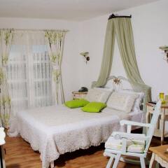 Chigdem Hotel-Special Category Чешме комната для гостей