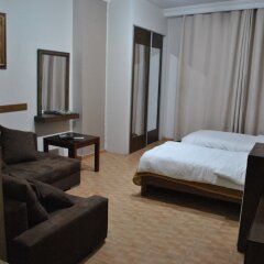 Alballouti Hotel Suites Амман комната для гостей фото 16