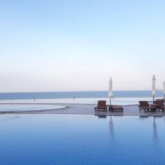 Отель Golden Peak Resort & Spa Камрань бассейн