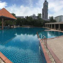 Отель The Leela Resort & Spa Pattaya Таиланд, Паттайя - отзывы, цены и фото номеров - забронировать отель The Leela Resort & Spa Pattaya онлайн бассейн