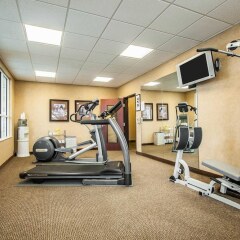 Отель Comfort Inn And Suites McMinnville фитнесс-зал