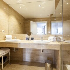 Отель San Miguel Suites Испания, Мадрид - отзывы, цены и фото номеров - забронировать отель San Miguel Suites онлайн ванная фото 2