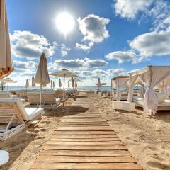 Ushuaia Ibiza Beach Hotel - Adults Only пляж
