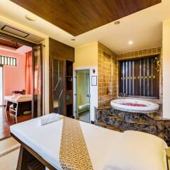 Отель Duangjitt Resort, Phuket спа