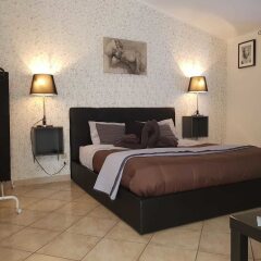 Отель B&B La Stella di Naxos Джардини Наксос сейф в номере