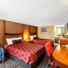 Отель Econo Lodge комната для гостей фото 5