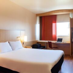 Отель ibis Barcelona Aeropuerto Viladecans комната для гостей фото 3