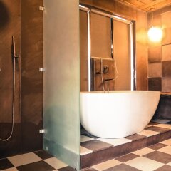 AM Hotel Kollection Ānamiva Goa Гоа ванная