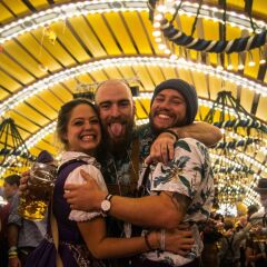 Отель Oktoberfest All Inclusive Camping Мюнхен гостиничный бар