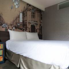 Ximen Hedo Hotel Kangding,Taipei сейф в номере