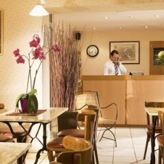 Отель Timhotel Montmartre гостиничный бар
