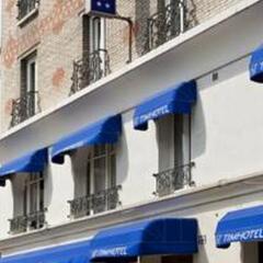 Отель Timhotel Place dItalie-Butte aux Cailles Франция, Париж - 3 отзыва об отеле, цены и фото номеров - забронировать отель Timhotel Place dItalie-Butte aux Cailles онлайн балкон